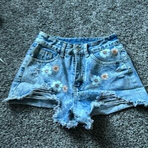 Tan flower shorts from SHEIN! Good condition, worn probably a handful of times.